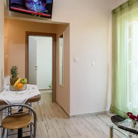 Tatinja A5-6 トロギール